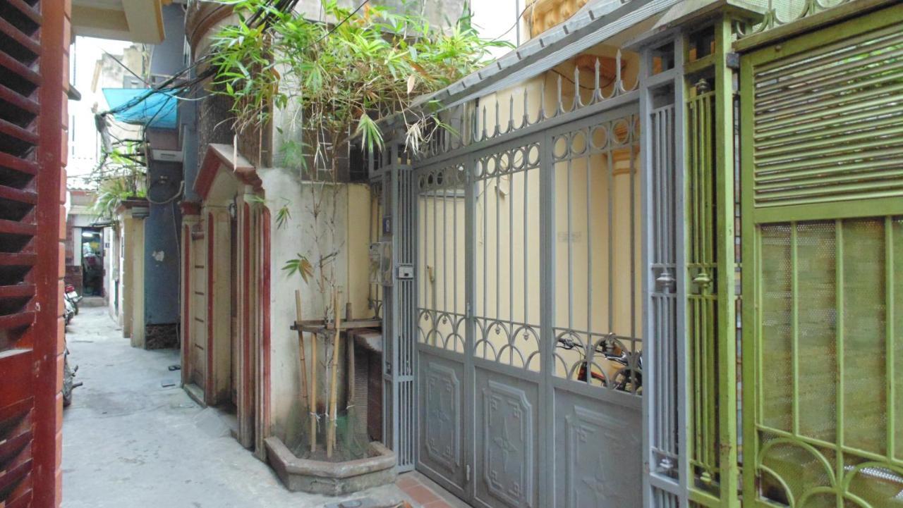 Homestay Nam Dong Hanoi Exterior photo